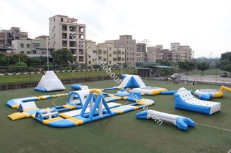 Parque aquático inflável gigante ao ar livre tamanho personalizado ce ul sgs jogos de água hermética à venda
