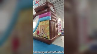 Linda casa inflável de urso com escorregador para crianças