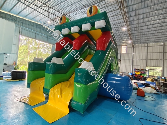 Novo design Slide inflável Figura de rã inflável Slides duplos altos Slide seco para crianças e adultos