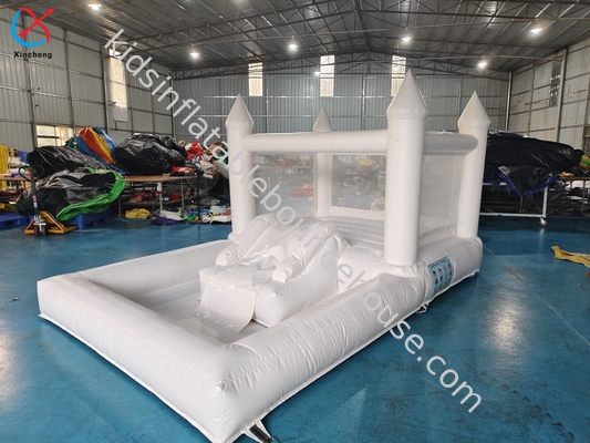 Casa de salto para festa de casamento