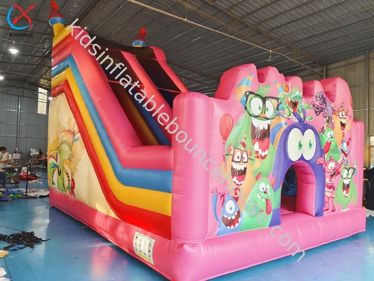 Casa de salto inflável com combinações de slides