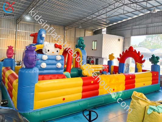 Casa de salto inflável Campo de obstáculos colorido Parque de diversão da cidade inflável