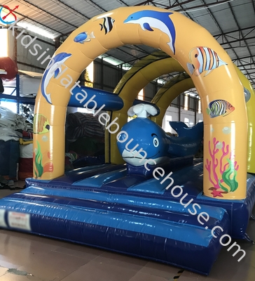 Castelo insuflável comercial com tema oceânico, casa de saltos e saltos para venda