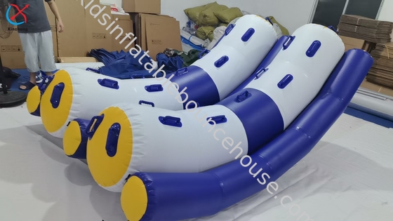 Jogos aquáticos infláveis de fábrica PVC durável Espesso Gangorra flutuante inflável