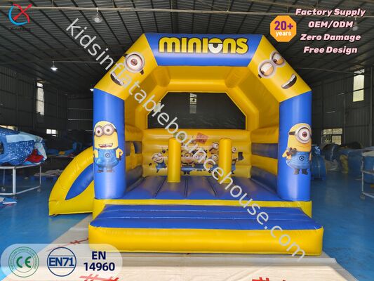 China Yellow Minions Inflatable Jumping Castle com deslizamento para eventos ao ar livre